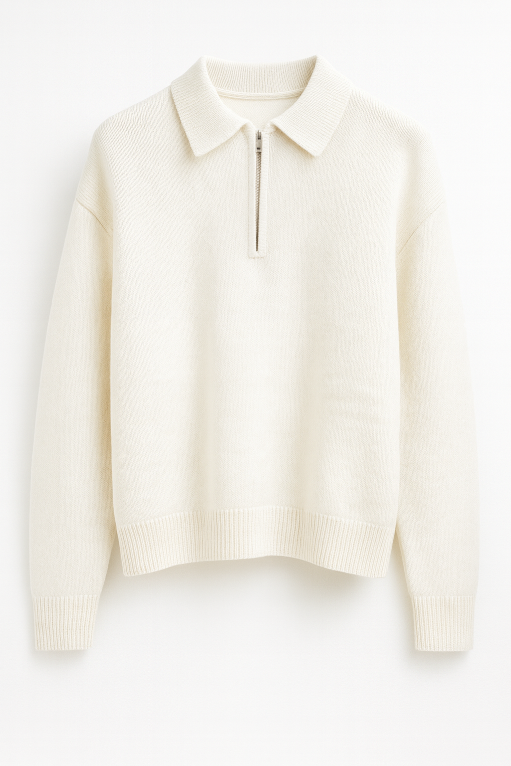 סוודר סריג בהיר עם צווארון רוכסן