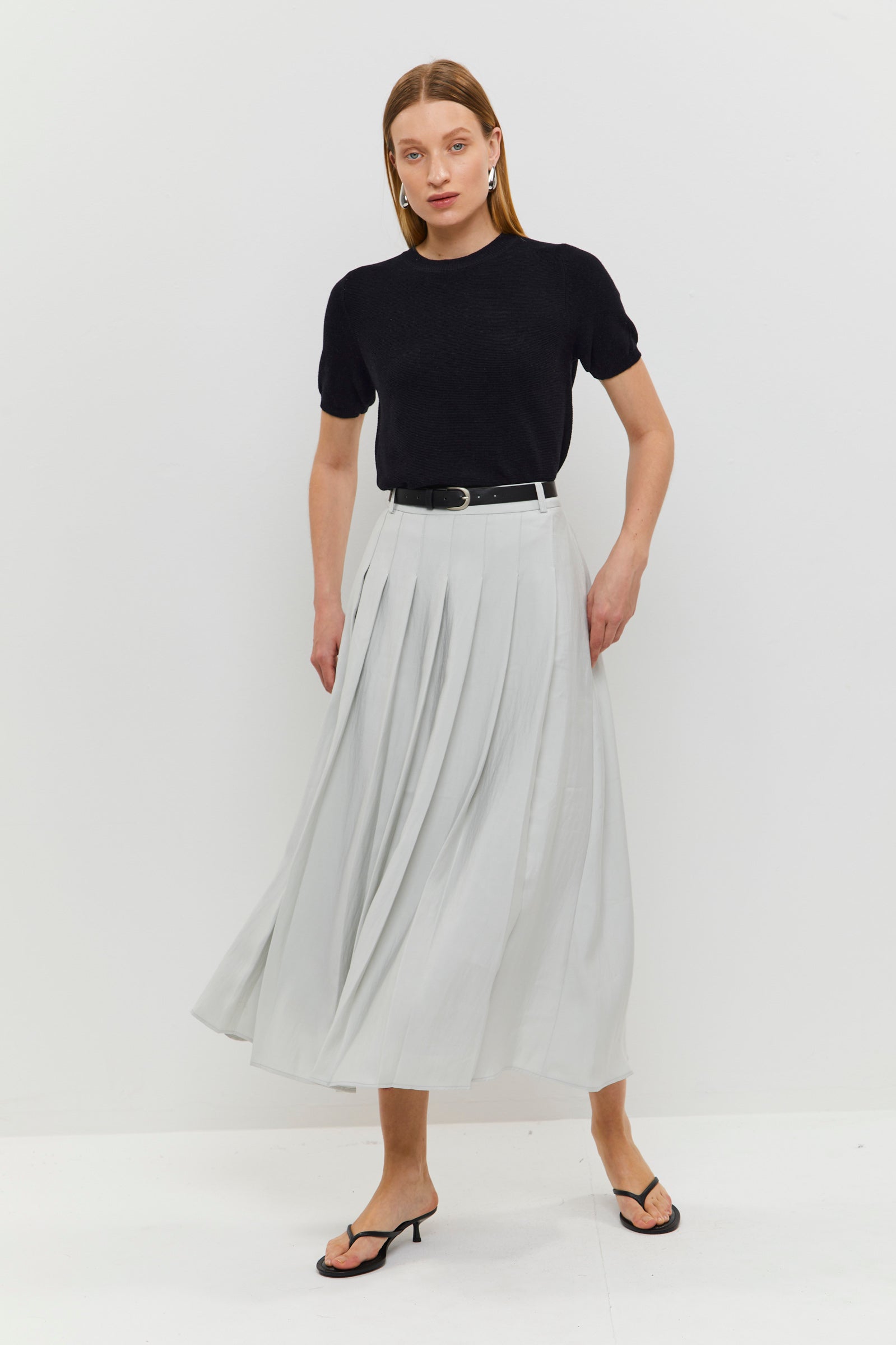 חצאית פליסה קלאסית