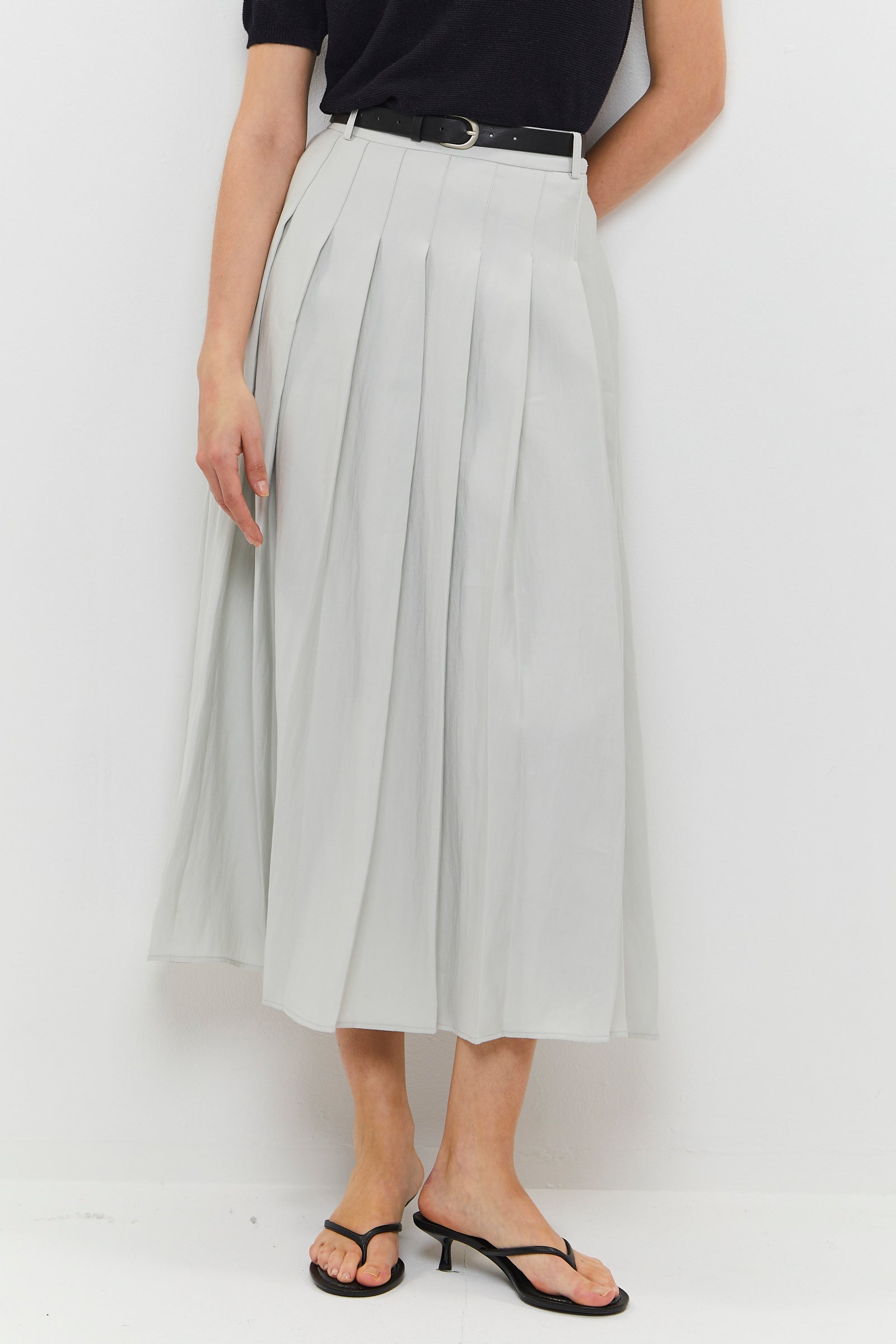 חצאית פליסה קלאסית