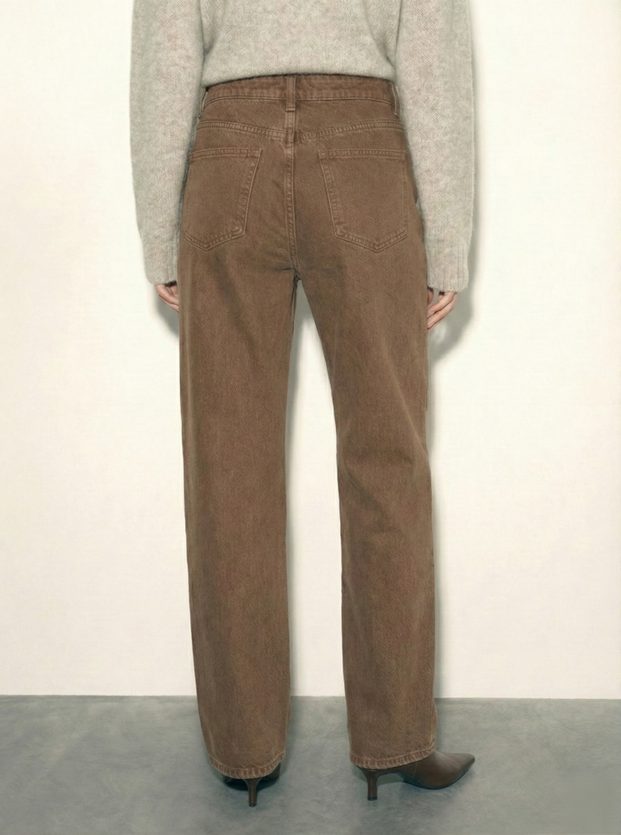 מכנסי ג'ינס חומים בגזרה ישרה