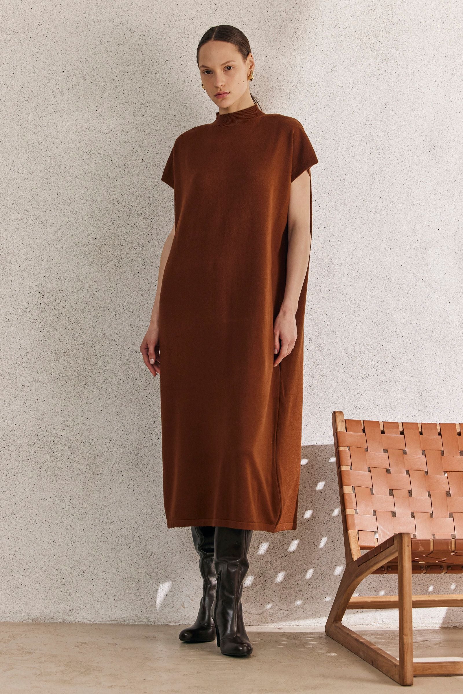 Short Sleeve High Neck Knit Maxi Dress