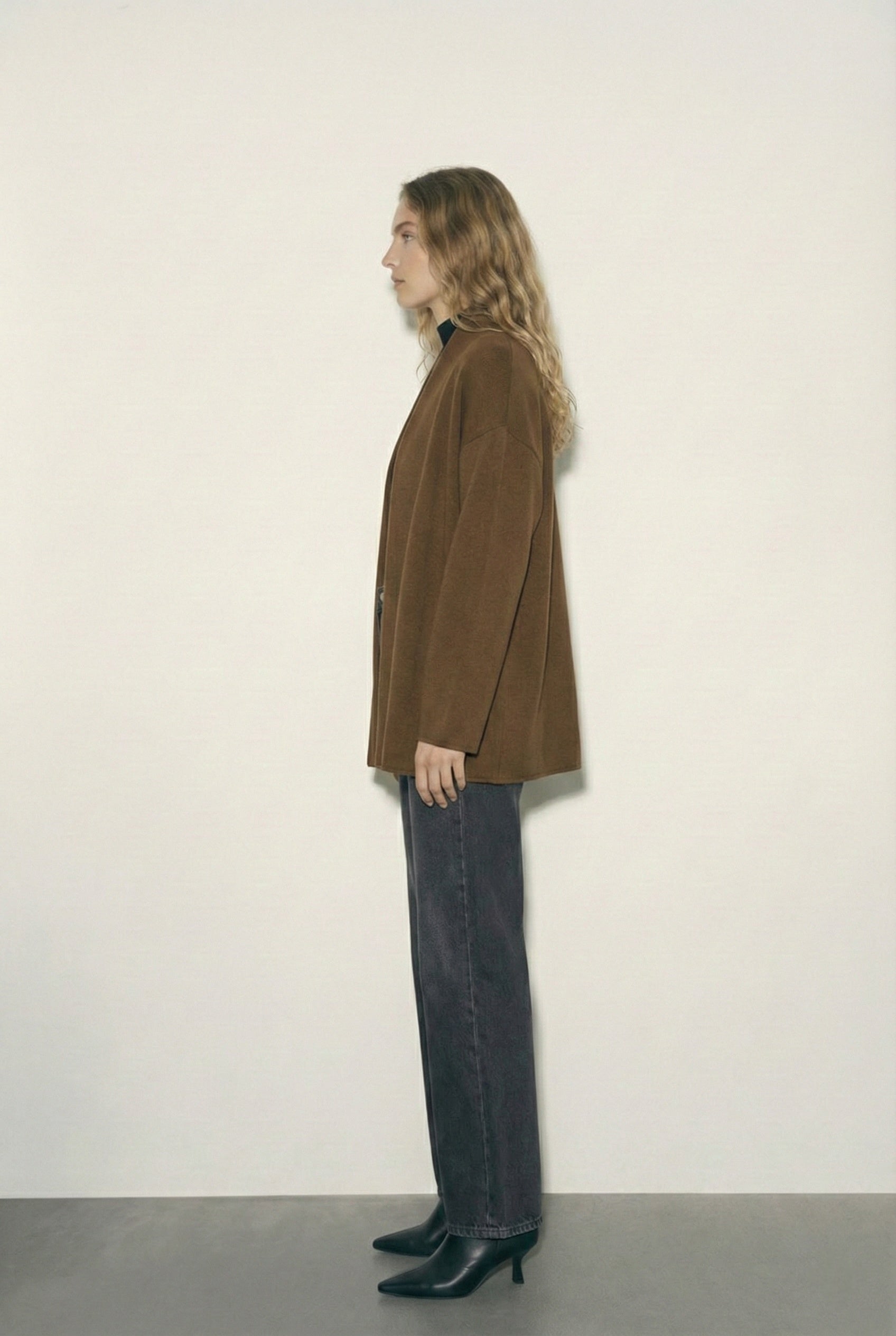 קרדיגן סריג חום פתוח