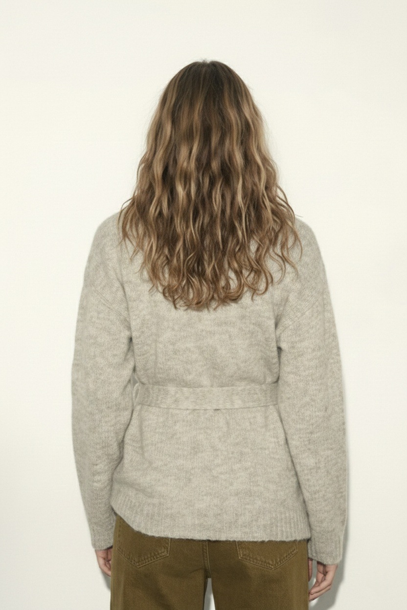 קרדיגן סריג בהיר עם קשירה